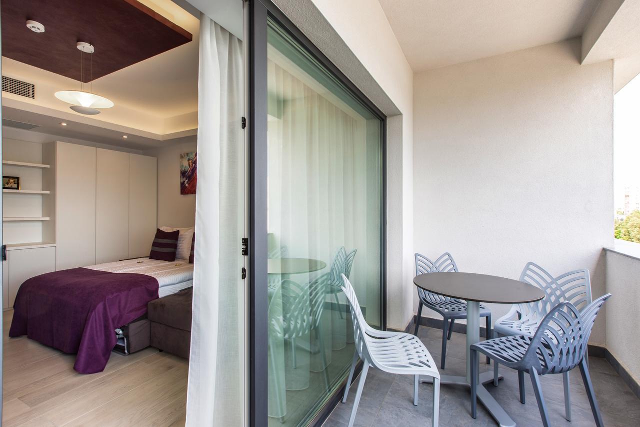 Mava Apartamente Constanţa Exteriör bild